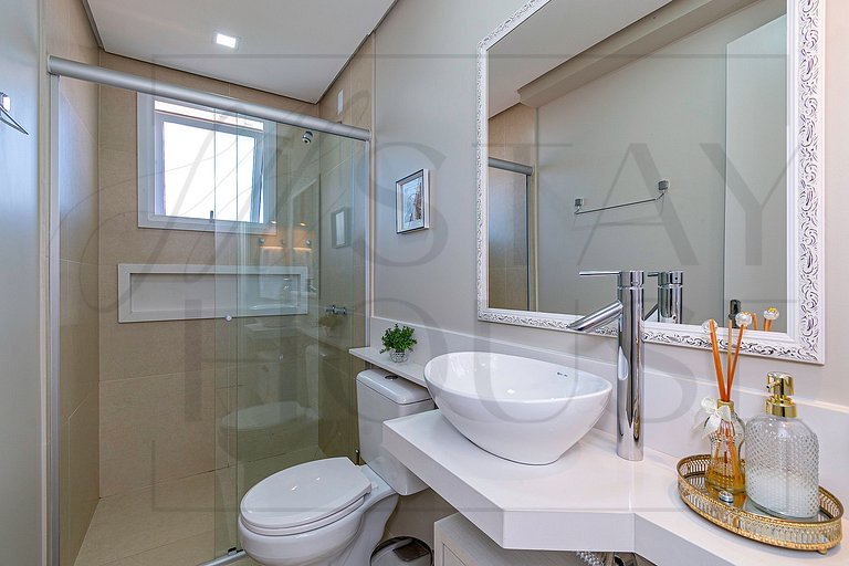 Apto 2 dorm., 5 minutos do centro de Gramado