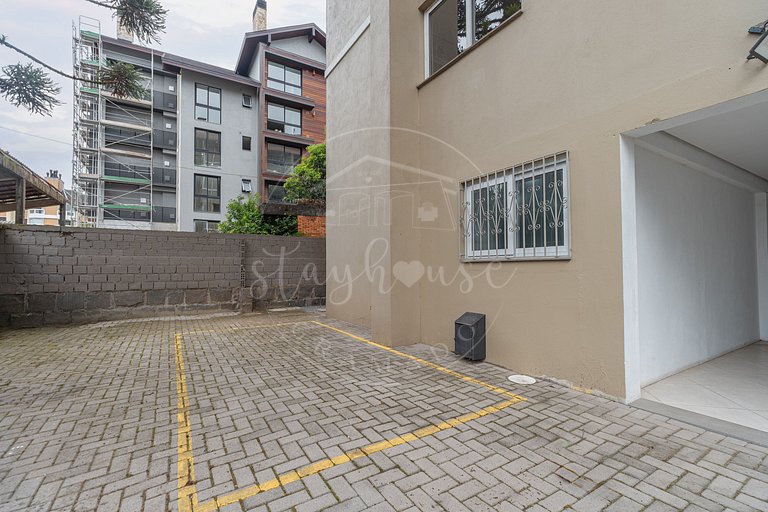 Apartamento novinho bem no centro de Canela