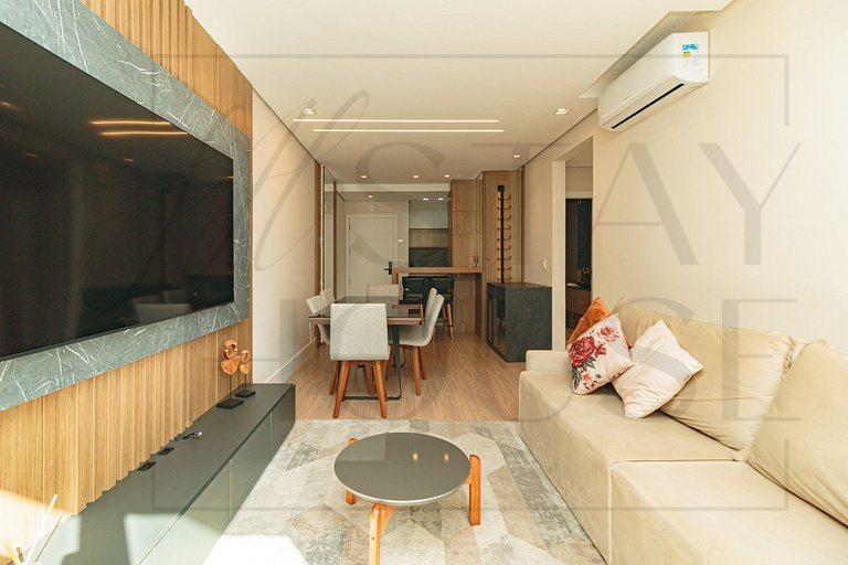 Apto com Piscina Aquecida, academia e sauna