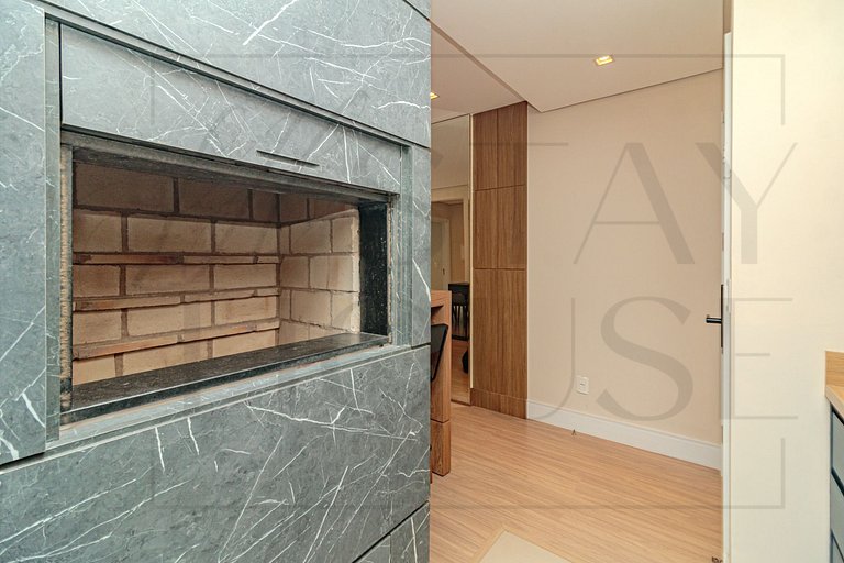 Apto com Piscina Aquecida, academia e sauna