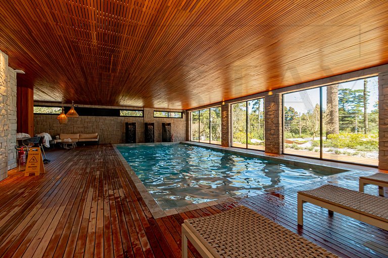 Flat com piscina aquecida em Canela