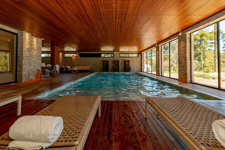 Flat com piscina aquecida em Canela