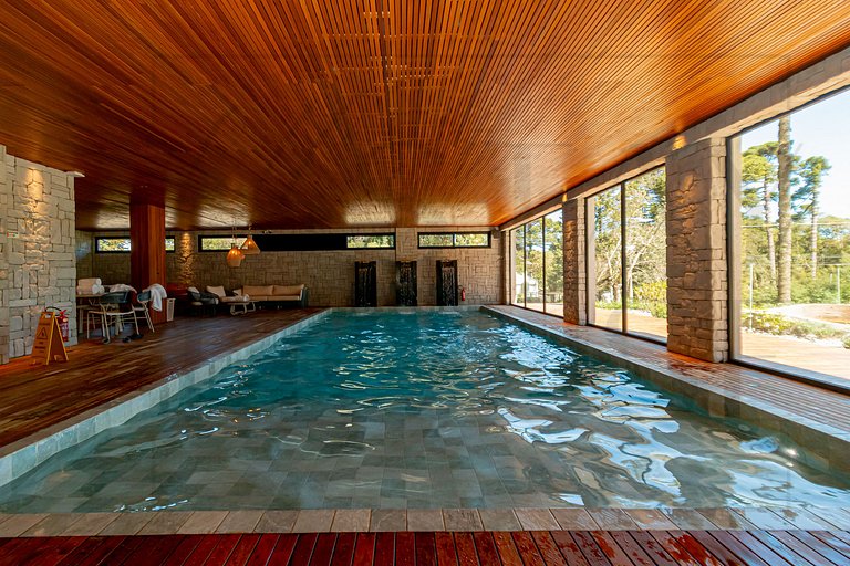 Flat com piscina aquecida em Canela
