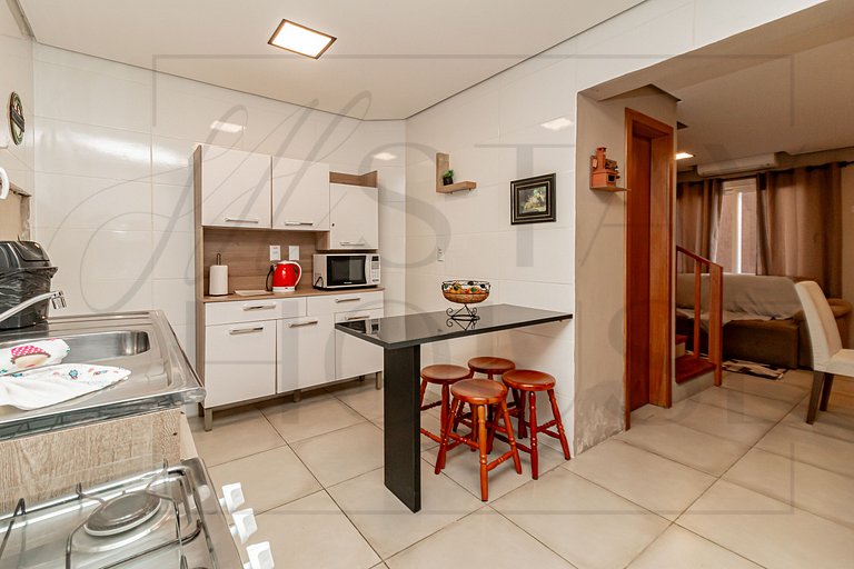 Casa em condomínio até 8 p com 1 vaga
