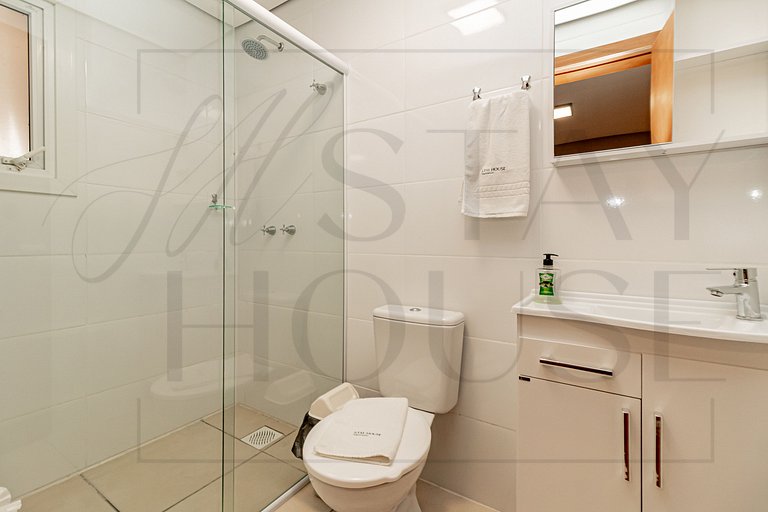 Casa em condomínio até 8 p com 1 vaga