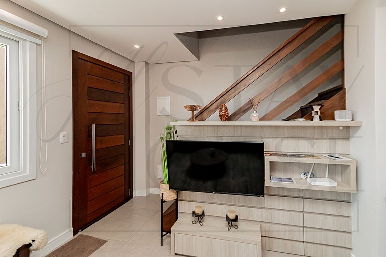 Casa Paris em condomínio até 8 p