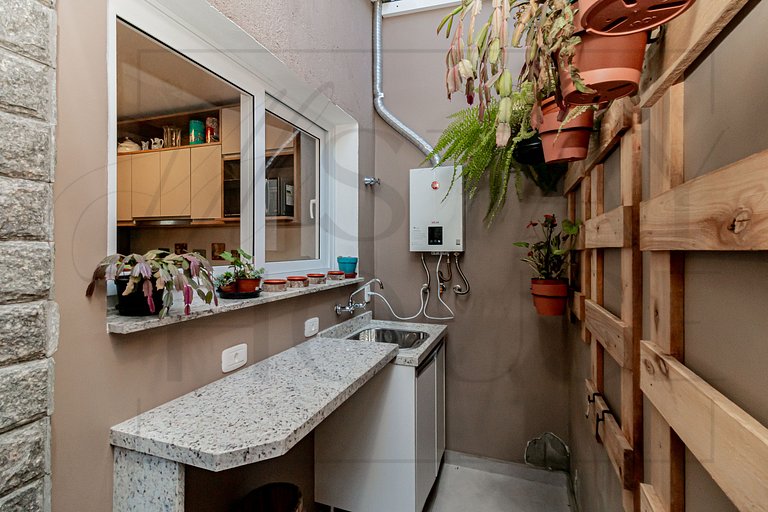 Casa Paris em condomínio até 8 p