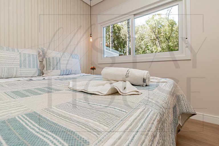Casa Paris em condomínio até 8 p