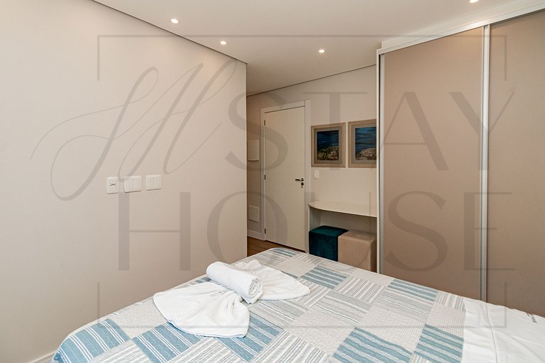 Casa Paris em condomínio até 8 p