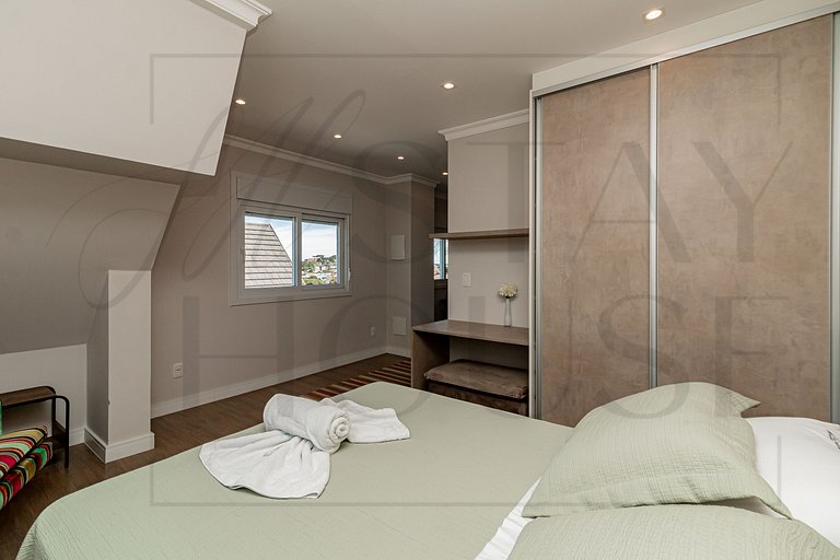 Casa Paris em condomínio até 8 p