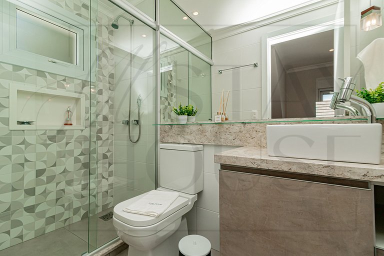 Casa Paris em condomínio até 8 p