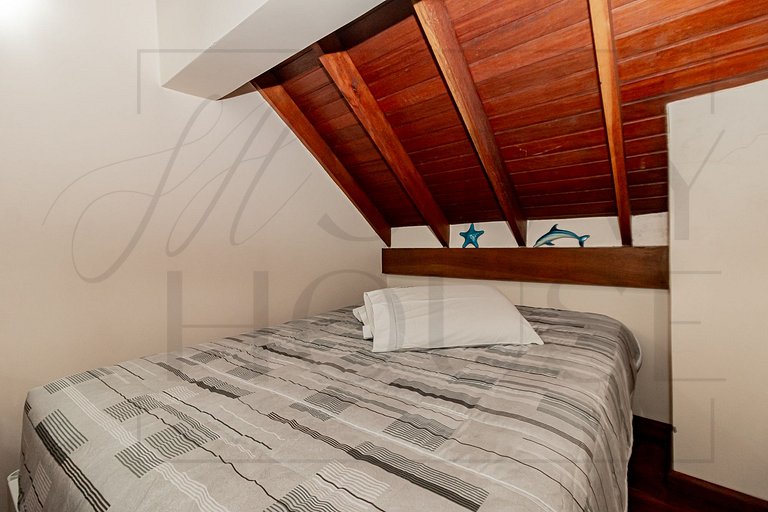 Apto para 10 p em Gramado, bem localizado