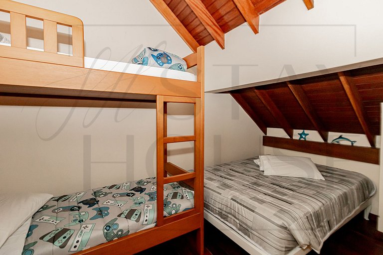 Apto para 10 p em Gramado, bem localizado