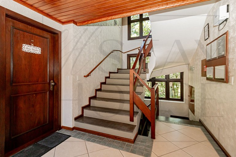 Apto para 10 p em Gramado, bem localizado