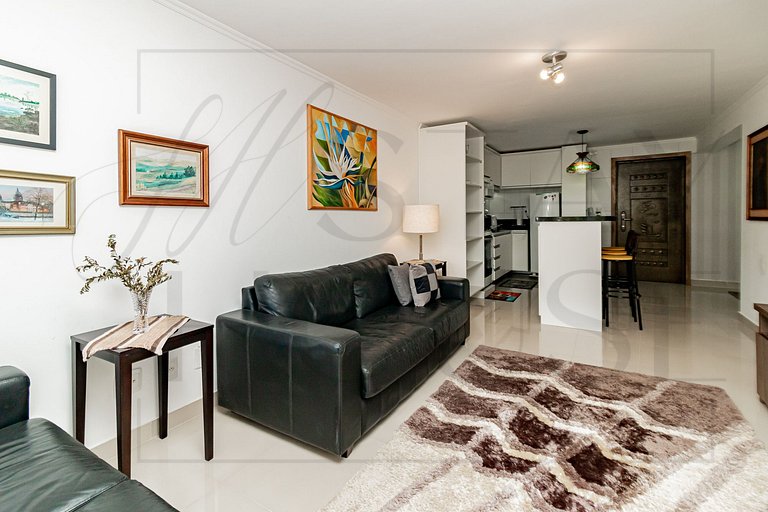 2 suítes ao lado da Catedral de Pedra – 2 vagas