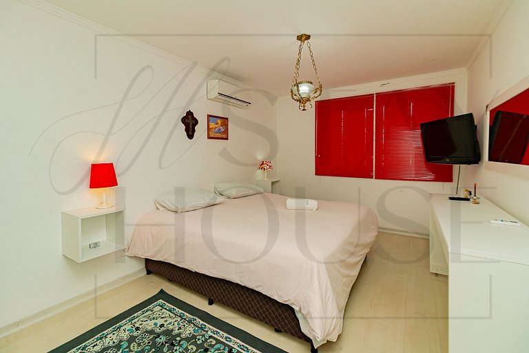 2 suítes ao lado da Catedral de Pedra – 2 vagas