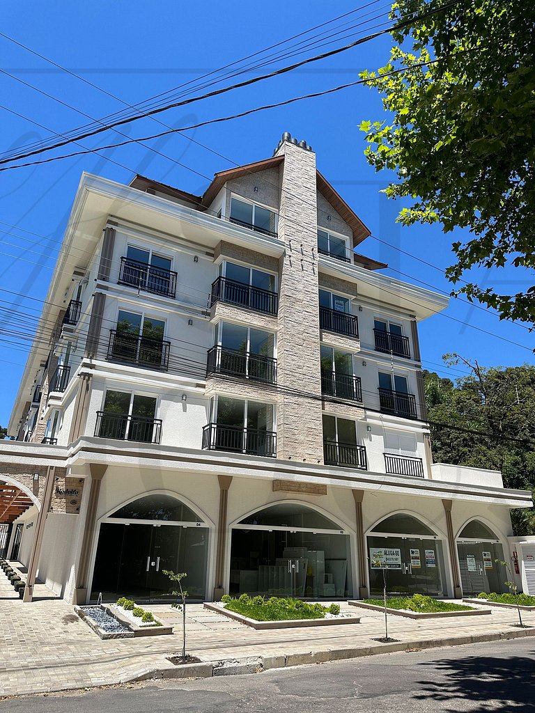 Apto sofisticado no coração de Canela – conforto