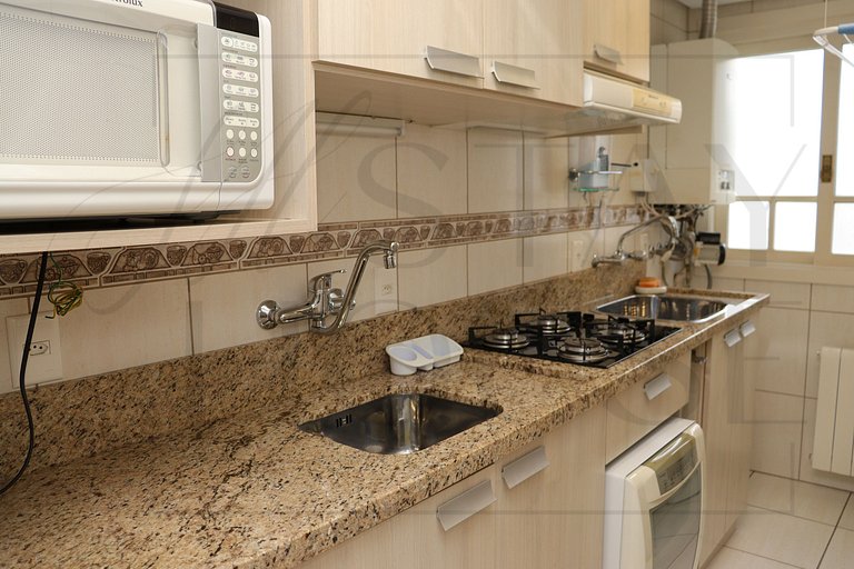 Apto de 3 dormitórios no centro de Canela