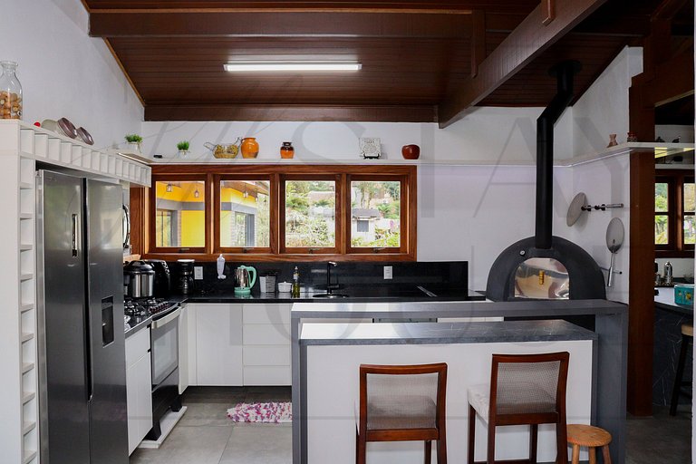 Casa com piscina em Canela