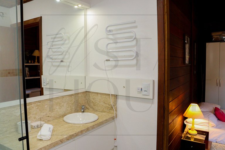 Casa com piscina em Canela