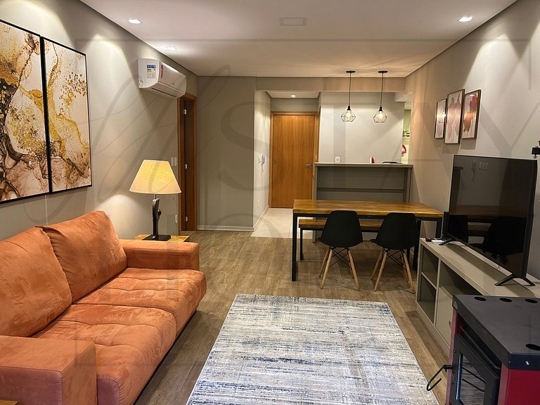 2 Suítes + Lareira Próximo ao Centro