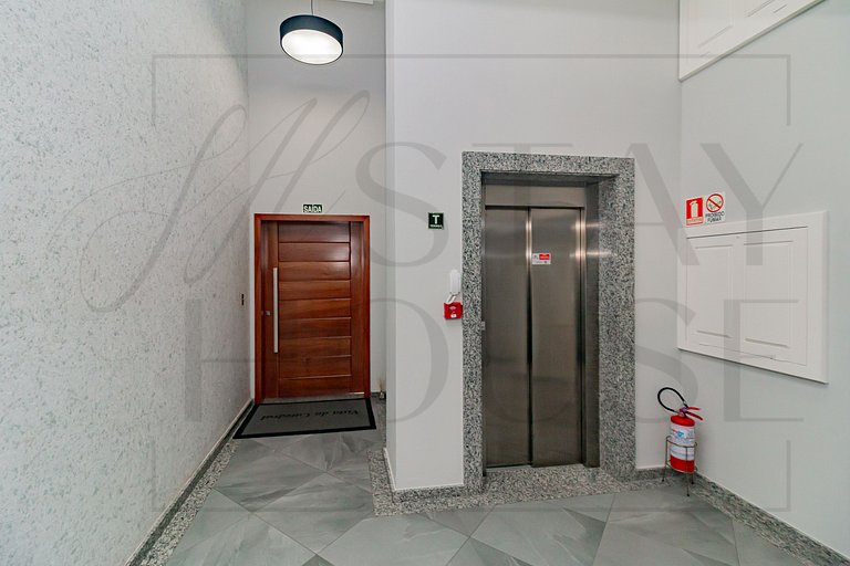 Cobertura maravilhosa, com vista para Catedral