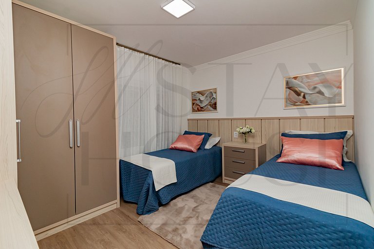 Casa em condomínio até 8 p e 2 vagas