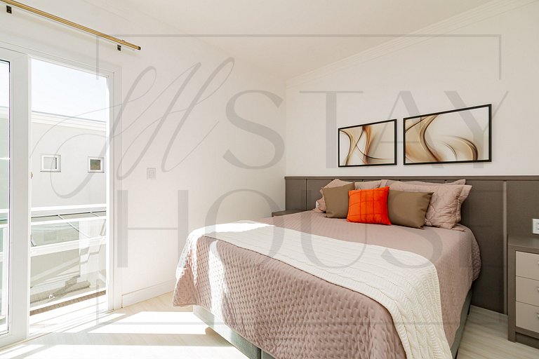 Casa em condomínio até 8 p e 2 vagas