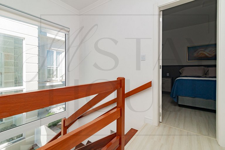 Casa em condomínio até 8 p e 2 vagas